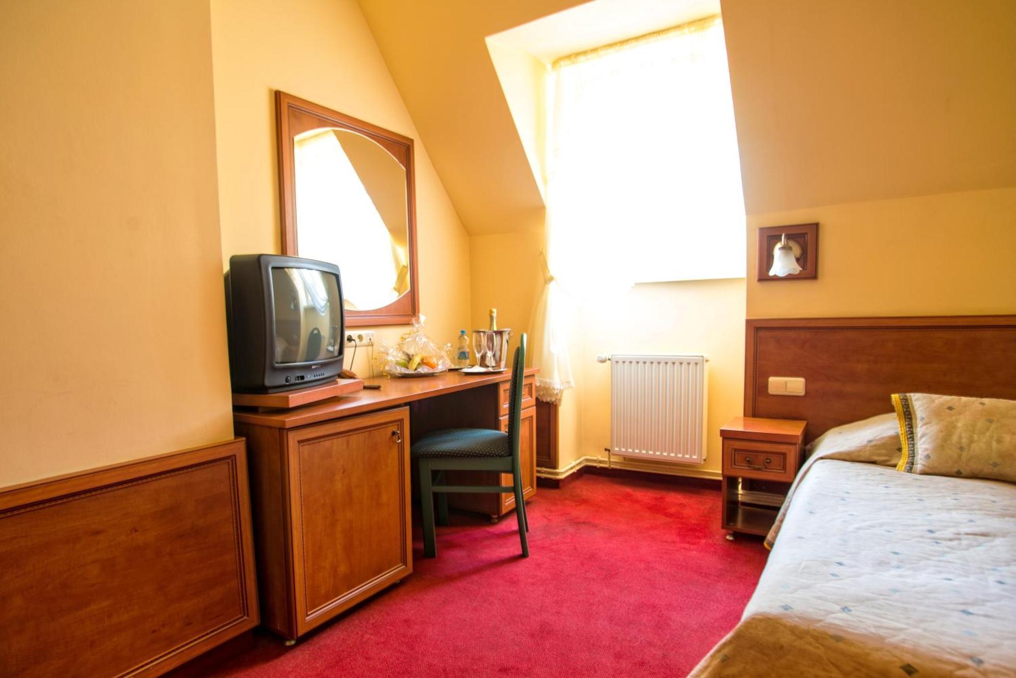 Hotel Adalbertus 3*